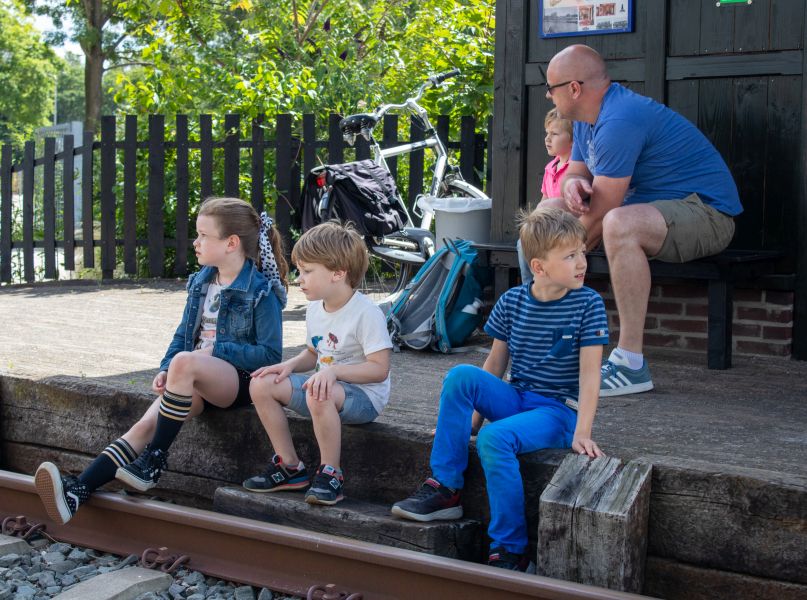 Met je kinderen fietsen op het spoor in Hengelo