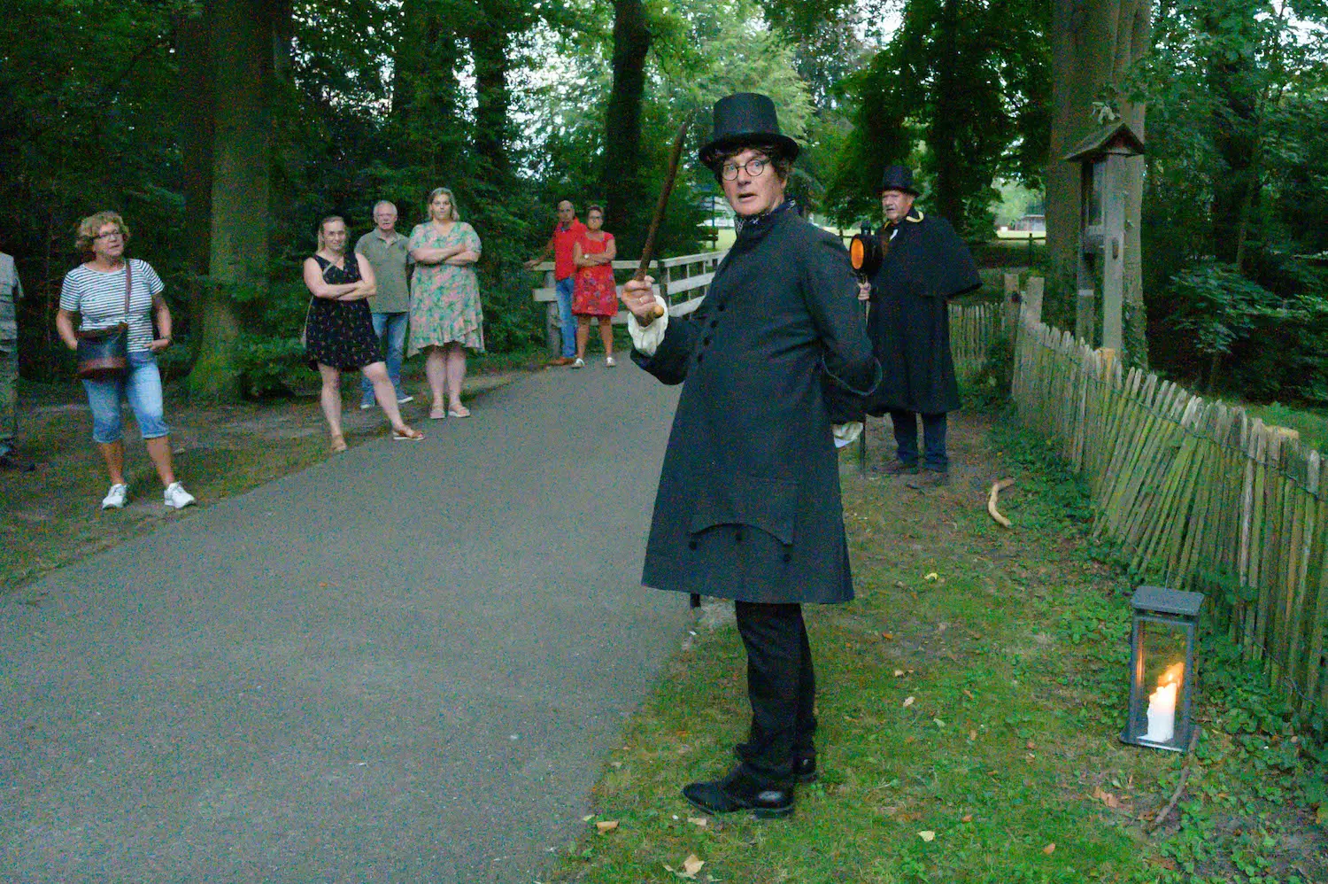 Theaterwandeling bij Kaarslicht